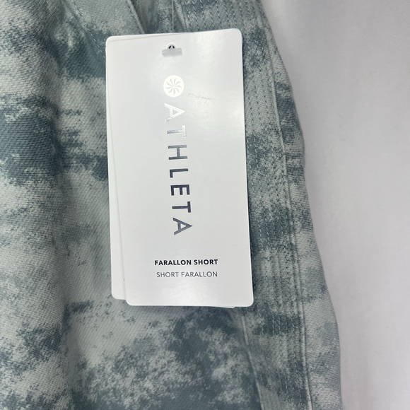 Athleta Farallon Shorts Women’s 2X Camo Elastic Waist Drawstring Athletic Sport - Picture 10 of 11